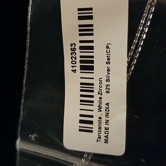 Tanzanite Natural White Zircon Halo Pendant Platinum over .925 Silver - Picture 14 of 16